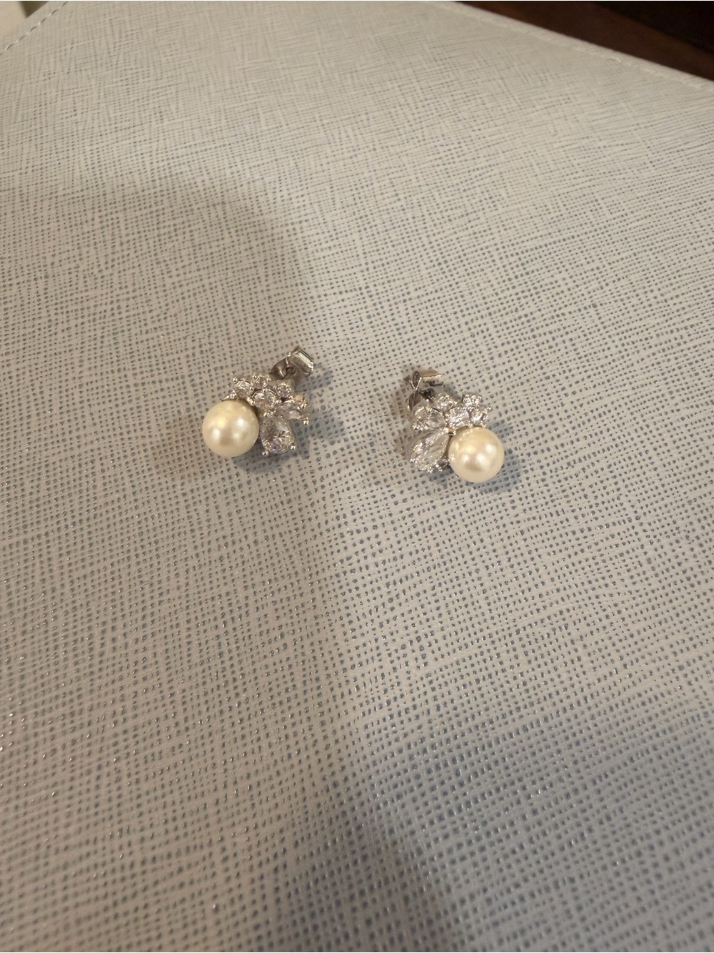 Classic Pearl & Crystal Cluster Stud Earrings - White Pearls